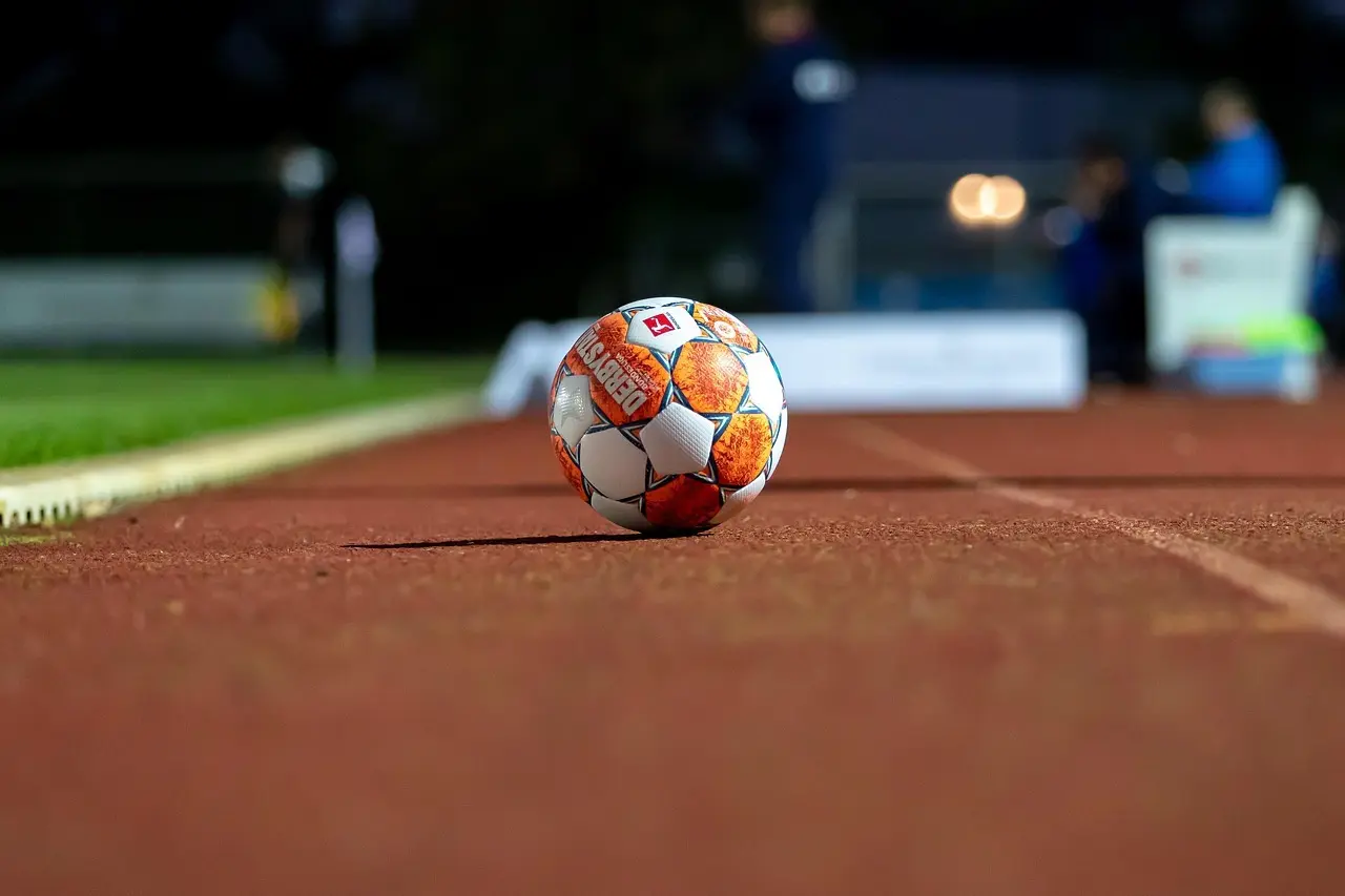 Drama, straffe og store cifre: 1. Lig runde 14 leverede alt – her er hele overblikket